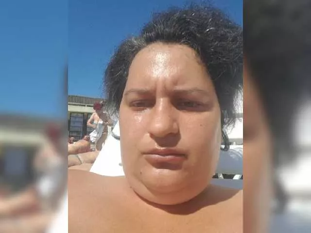 FlowerLauren from BongaCams