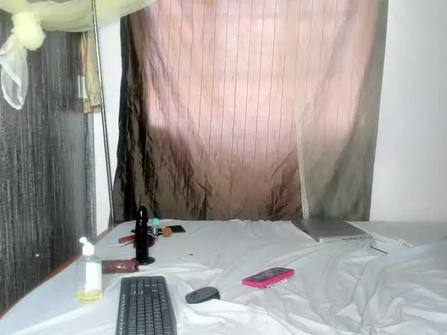 Foxy-Roxy from BongaCams is Freechat