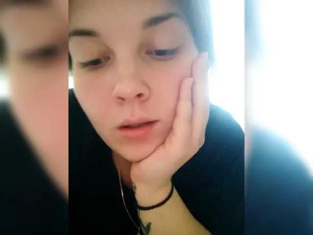 FoxyLoVe25 from BongaCams is Freechat