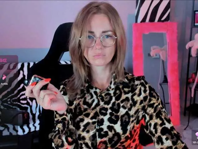 FreyaAkerson from BongaCams