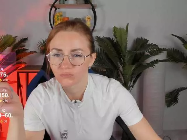 FreyaAkerson from BongaCams