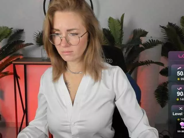 FreyaAkerson from BongaCams