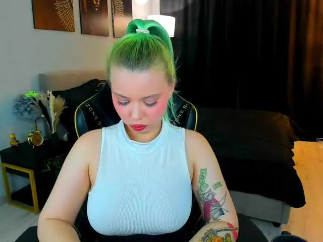 FunnyVibe from BongaCams
