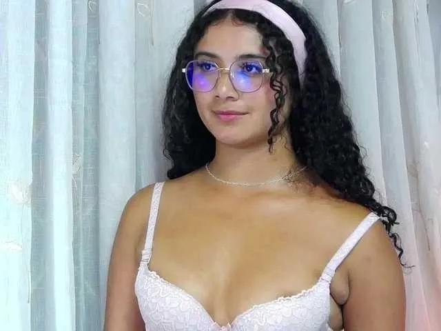 GinevraCarusso from BongaCams is Freechat
