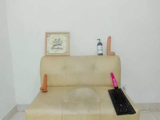 Goddesisis from BongaCams