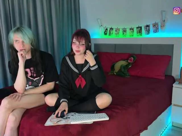 Girls: try live performances with matured performers, from dancing to quirks, in a variety of beautiful sex cams.