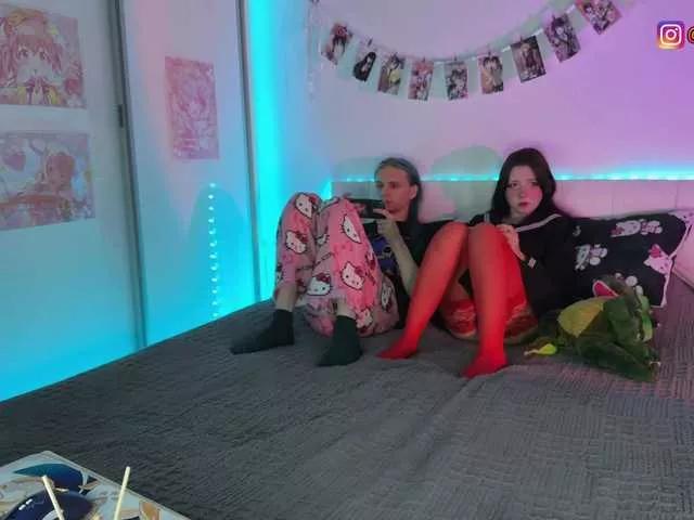 Girls: try live performances with matured performers, from dancing to quirks, in a variety of beautiful sex cams.