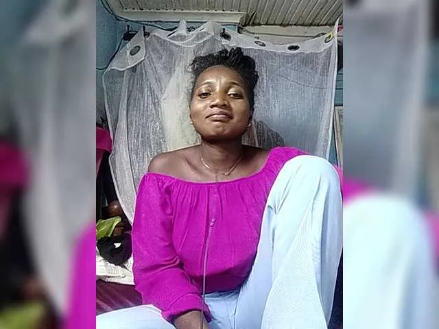 Happiness007 from BongaCams