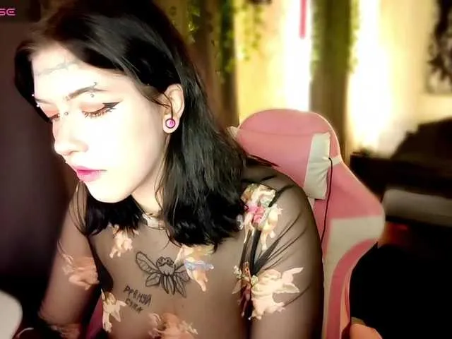 Harakassi from BongaCams