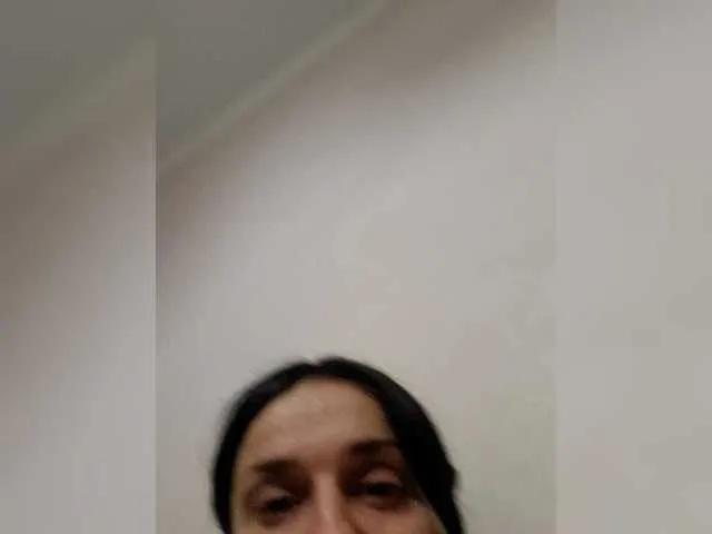 Helenakisss from BongaCams