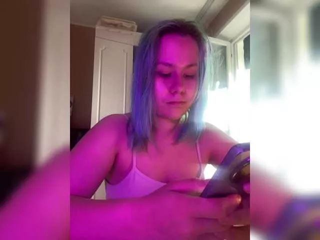 HelgaBillions from BongaCams