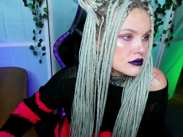 Girls: try live performances with matured performers, from dancing to quirks, in a variety of beautiful sex cams.