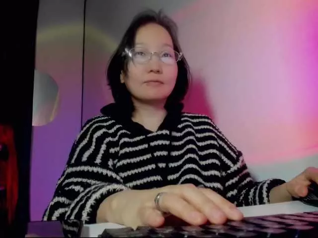 Himeros-Ti from BongaCams