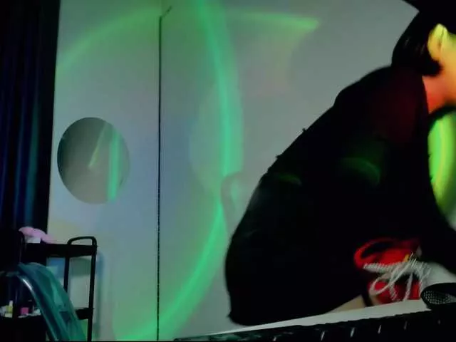 Himeros-Ti from BongaCams