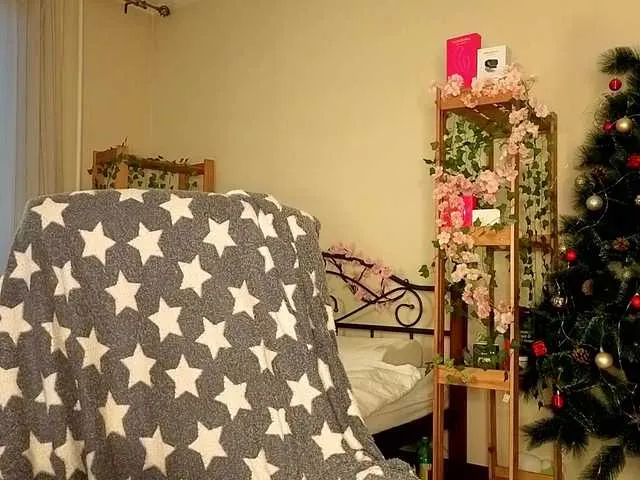  HoneyComfya chat room