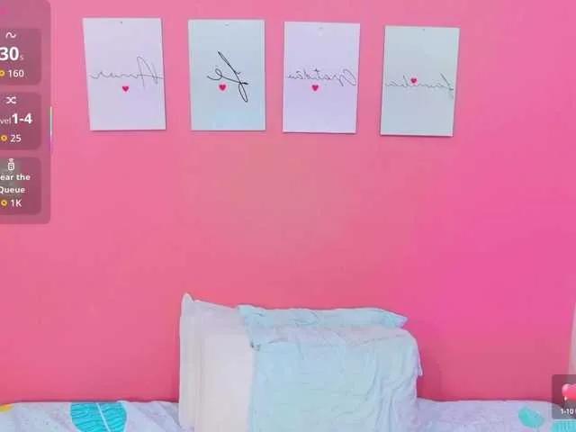 Innocenthazel from BongaCams