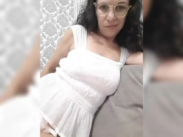 IriskaMai from BongaCams