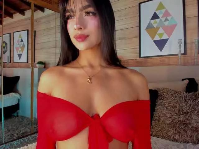 IzzyWild from BongaCams
