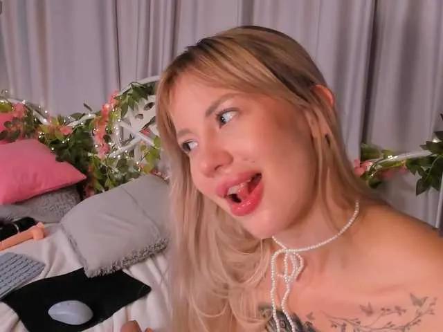 Jane-sensitive from BongaCams is Freechat