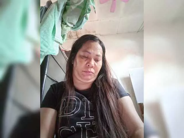 Jelyn87 from BongaCams