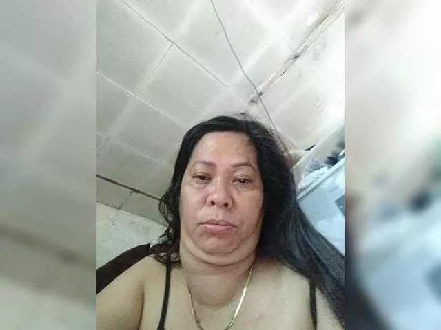 Jelyn87 from BongaCams