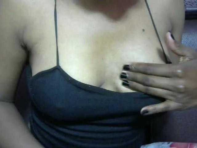 jenniella from BongaCams