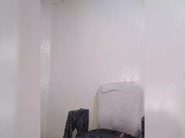 jennyrose99 from BongaCams