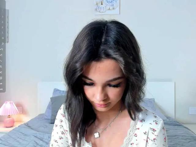 Jessie0meow from BongaCams