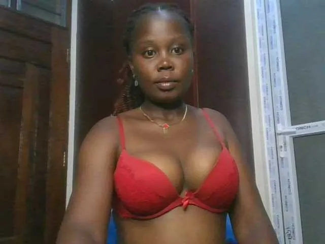 Joankein from BongaCams