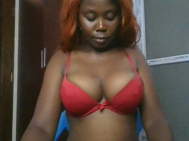 Joankein from BongaCams