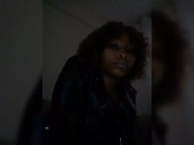 Jolly5 from BongaCams