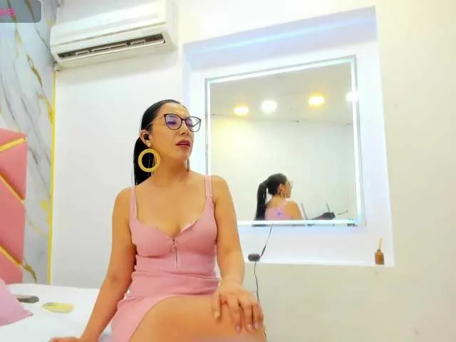 julianaa-31 from BongaCams is Freechat