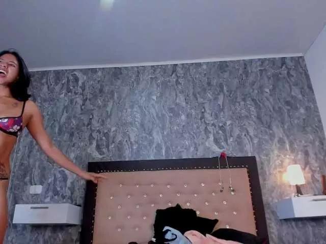 Girls: try live performances with matured performers, from dancing to quirks, in a variety of beautiful sex cams.