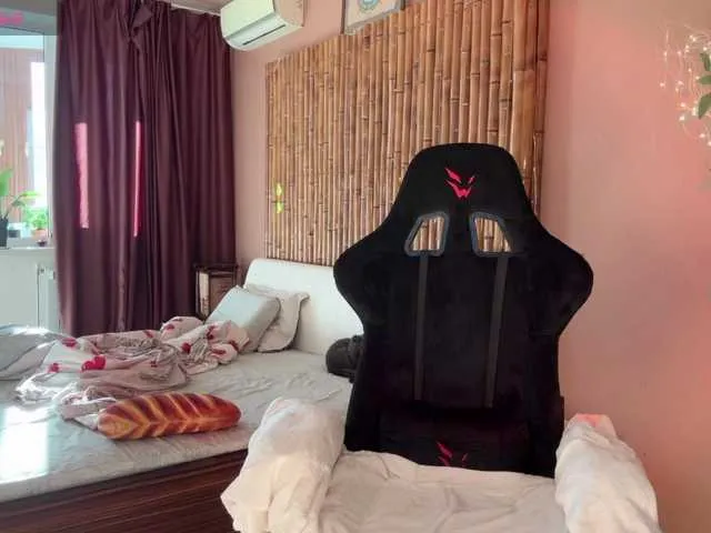 KannaRizz from BongaCams