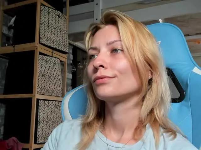karo131324 from BongaCams is Freechat