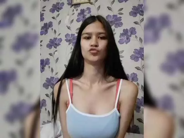 Karyna2520 from BongaCams