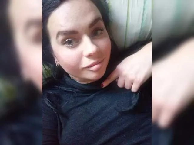 Kattselur17322 from BongaCams is Freechat