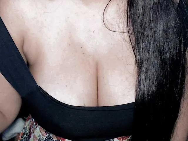 Kellyshowpv from BongaCams is Freechat