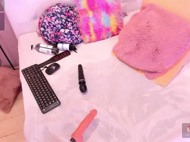 KendraChavezz1 from BongaCams