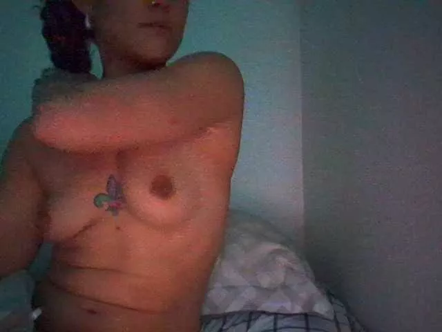 Ki2KUCHi from BongaCams