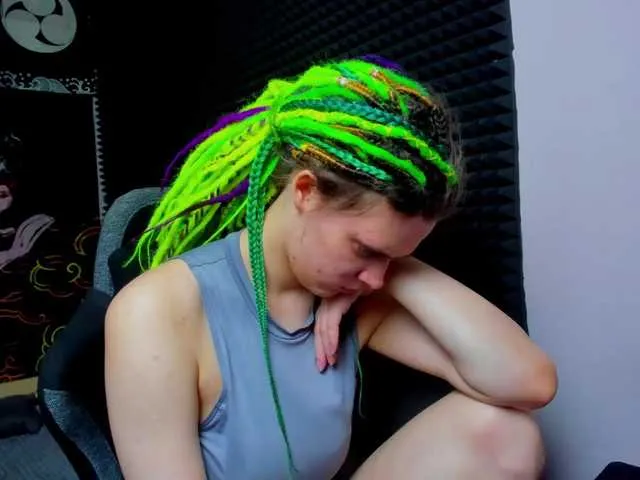 KIKIKrash from BongaCams