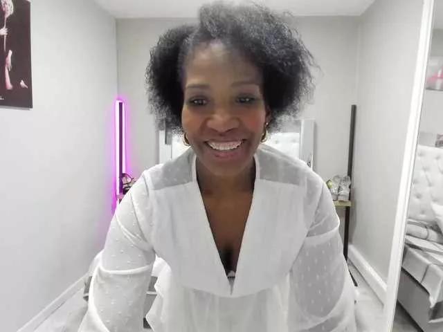 Kimmturner from BongaCams