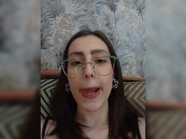 Kiska-kira from BongaCams
