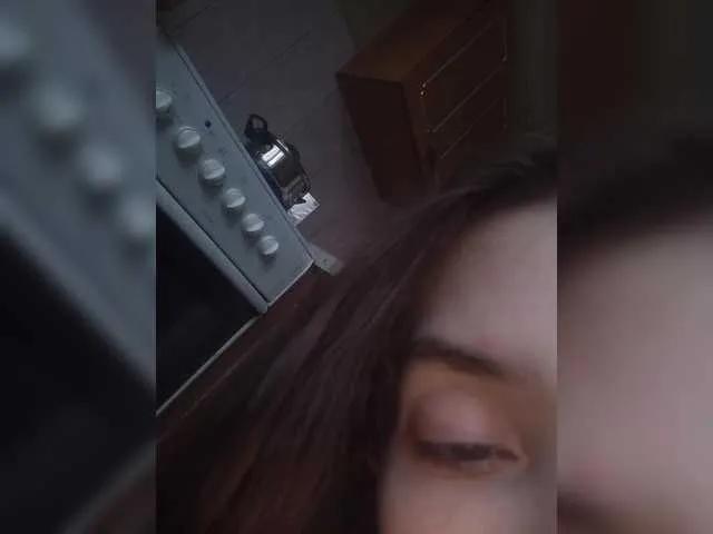 Kissa-is-klassa-a from BongaCams