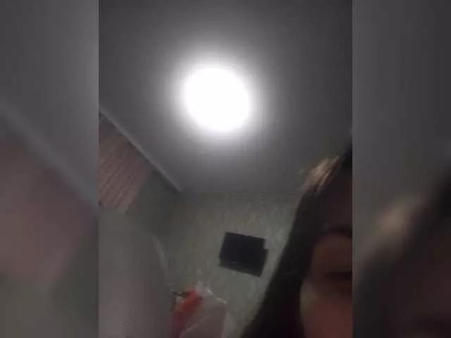 Kissa-is-klassa-a from BongaCams