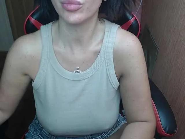 KissaEva from BongaCams