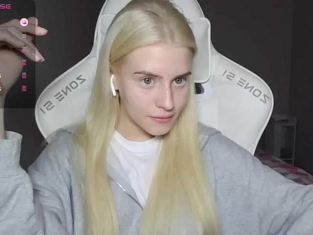 Kissesliza from BongaCams