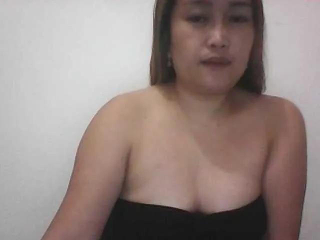 Kissmebabe143 from BongaCams is Freechat