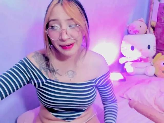 Girls: try live performances with matured performers, from dancing to quirks, in a variety of beautiful sex cams.