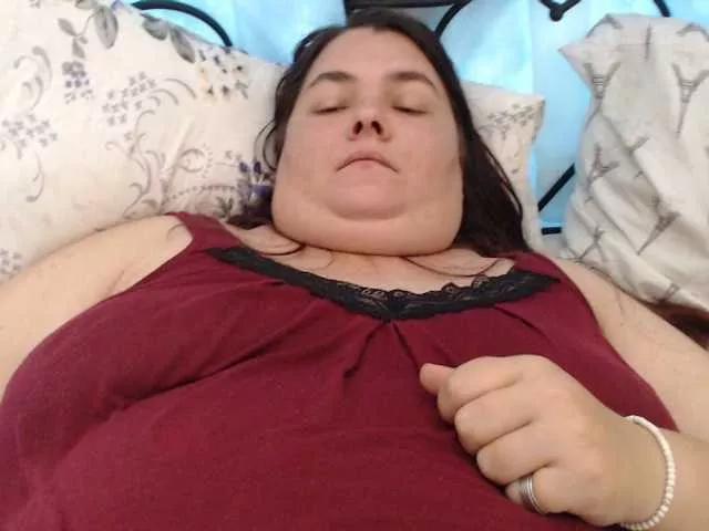 KittyDrive111 from BongaCams